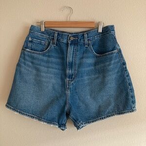 Levi’s High Loose Jean Shorts - ‘Link in Bio’ wash